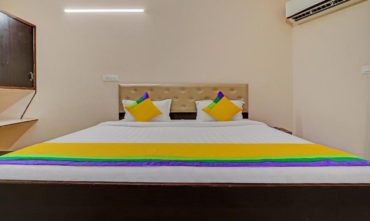 Itsy By Treebo - Divine Inn Chandīgarh المظهر الخارجي الصورة