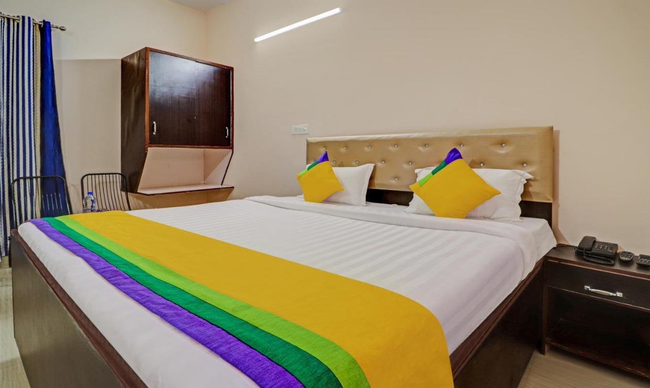 Itsy By Treebo - Divine Inn Chandīgarh المظهر الخارجي الصورة