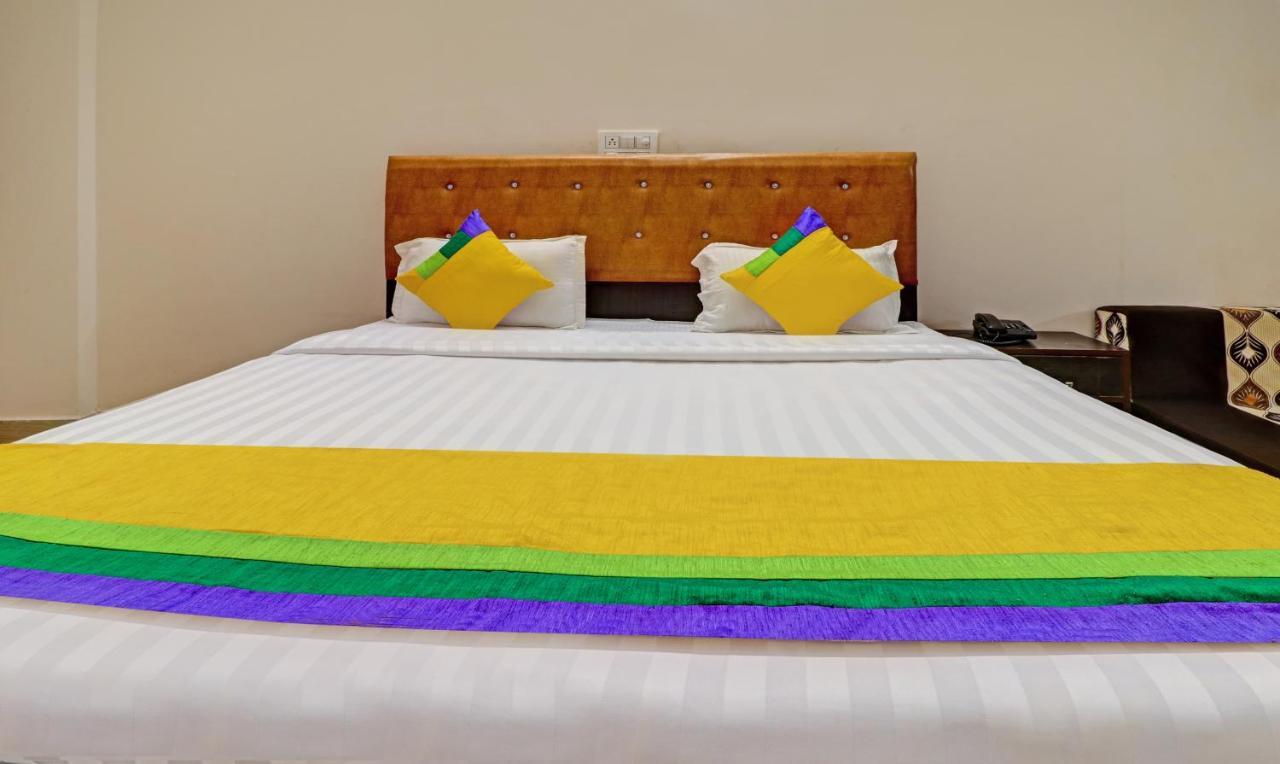 Itsy By Treebo - Divine Inn Chandīgarh المظهر الخارجي الصورة